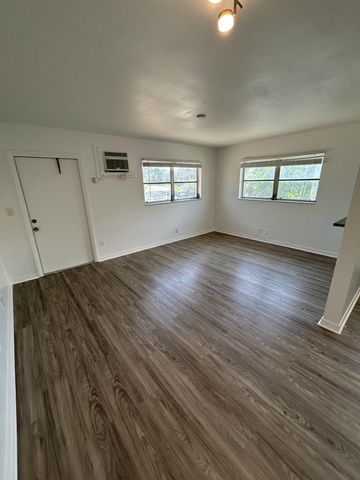 749 SE 15th Street 7, Fort Lauderdale, FL 33316