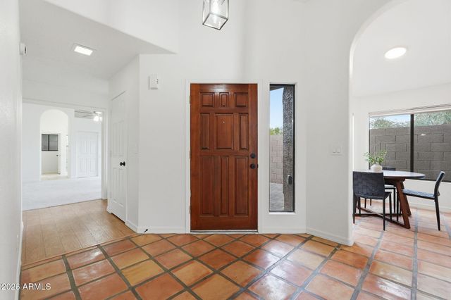 8859 S GRANDVIEW Drive, Tempe, AZ 85284