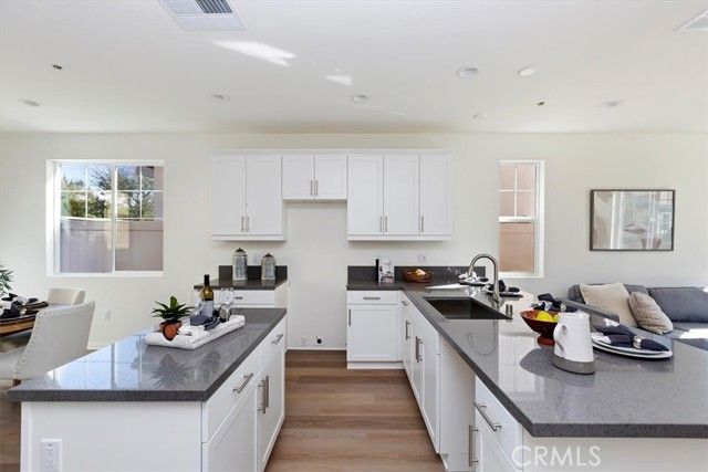 1996 Nathan Lane, San Jacinto, CA 92582