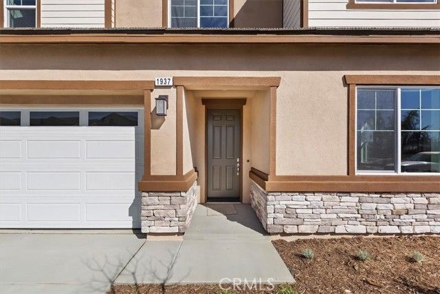 1996 Nathan Lane, San Jacinto, CA 92582