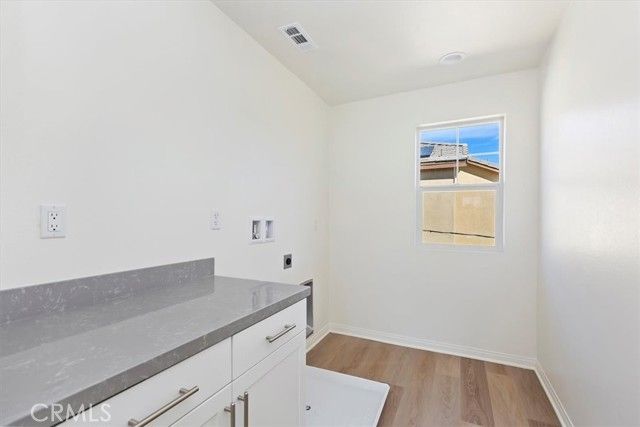 1996 Nathan Lane, San Jacinto, CA 92582