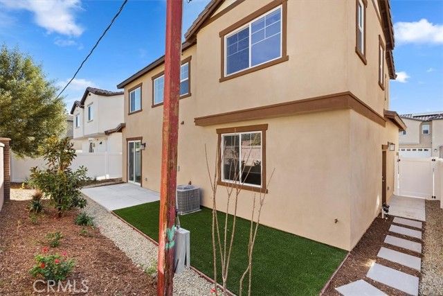 1996 Nathan Lane, San Jacinto, CA 92582