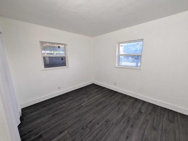 2861 NW 5th Street, Pompano Beach, FL 33069