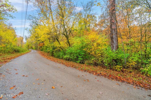 732 N Wooddale Rd, Knoxville, TN 37924