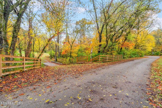 732 N Wooddale Rd, Knoxville, TN 37924
