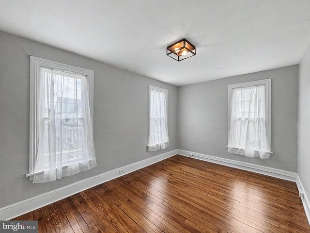 570 NELSON STREET, Chambersburg, PA 17201