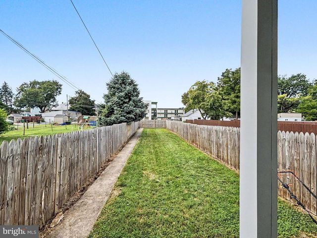 570 NELSON STREET, Chambersburg, PA 17201