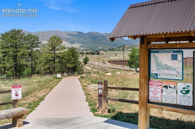 455 Allegheny Drive, Colorado Springs, CO 80919