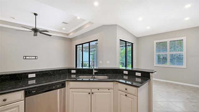 7702 RIO BELLA PLACE, Bradenton, FL 34201