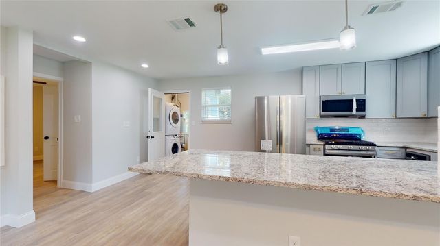 227 Kansas Street, Bacliff, TX 77518