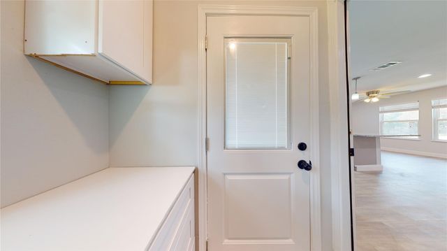 227 Kansas Street, Bacliff, TX 77518