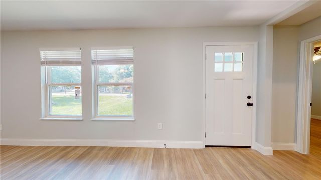 227 Kansas Street, Bacliff, TX 77518