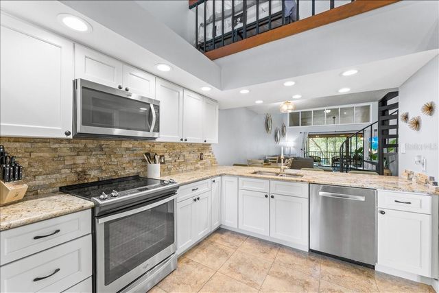 40 SHAMROCK WAY 40, Oldsmar, FL 34677