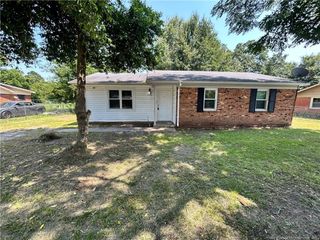 6539 Amanda Circle, Fayetteville, NC 28304