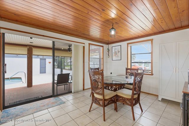 2487 Sunset Vista Drive, Aripeka, FL 34679