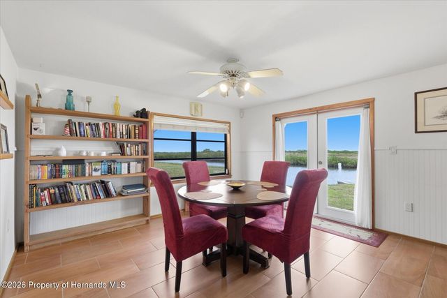 2487 Sunset Vista Drive, Aripeka, FL 34679