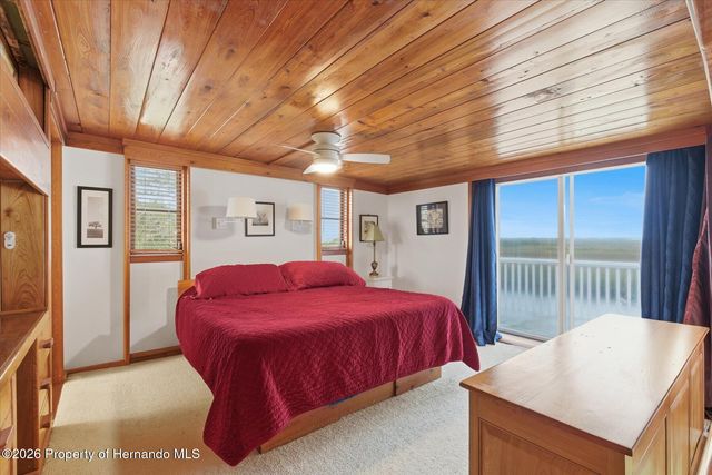 2487 Sunset Vista Drive, Aripeka, FL 34679