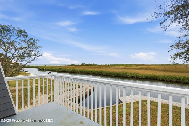 2487 Sunset Vista Drive, Aripeka, FL 34679