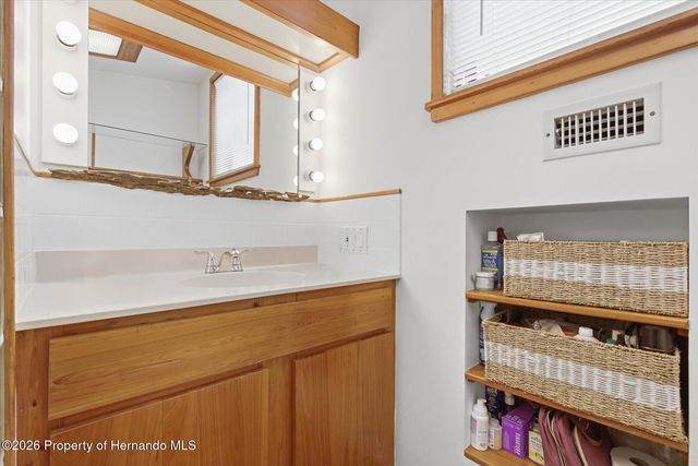 2487 Sunset Vista Drive, Aripeka, FL 34679