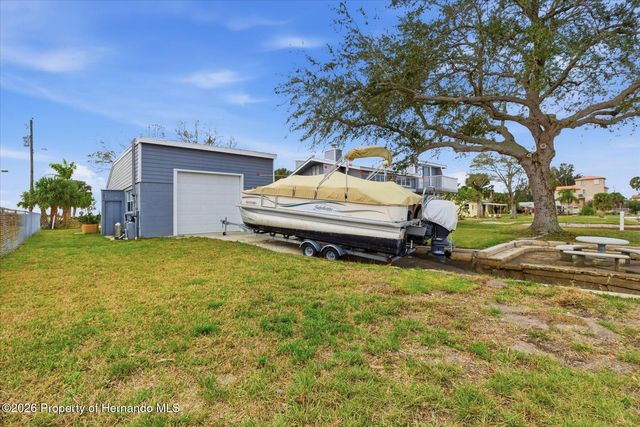 2487 Sunset Vista Drive, Aripeka, FL 34679