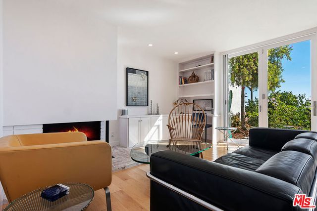 6240 Tapia Drive D, Malibu, CA 90265
