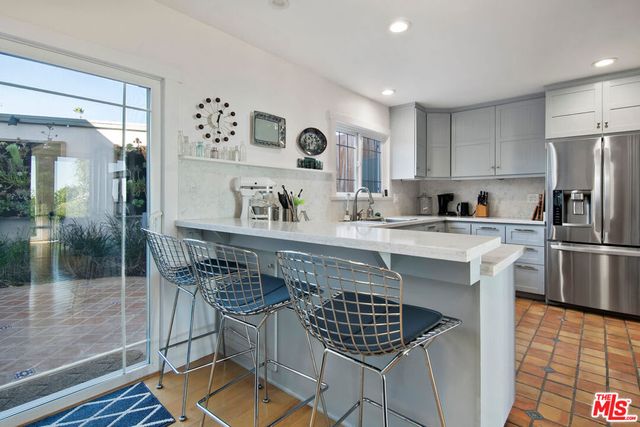 6240 Tapia Drive D, Malibu, CA 90265