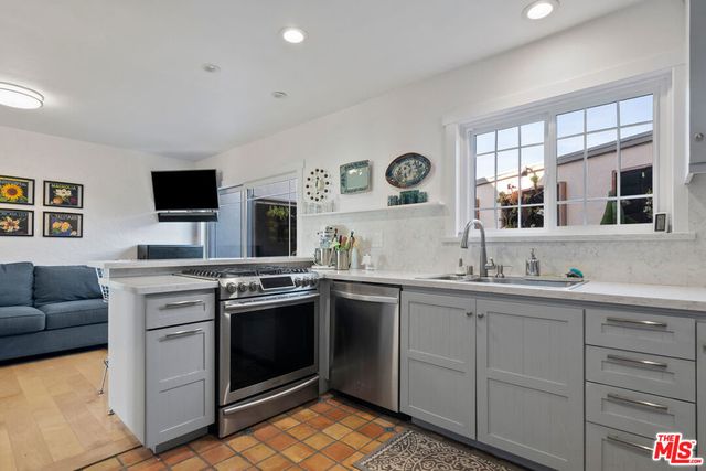 6240 Tapia Drive D, Malibu, CA 90265