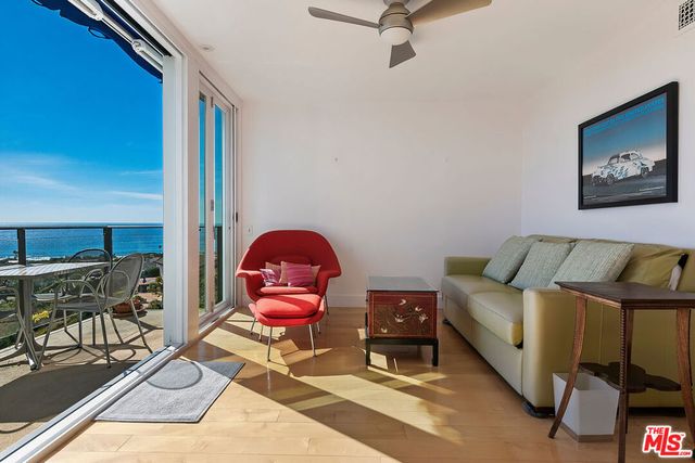6240 Tapia Drive D, Malibu, CA 90265