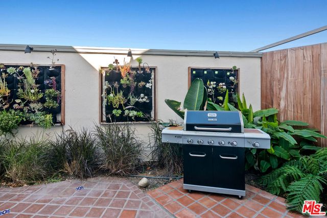 6240 Tapia Drive D, Malibu, CA 90265