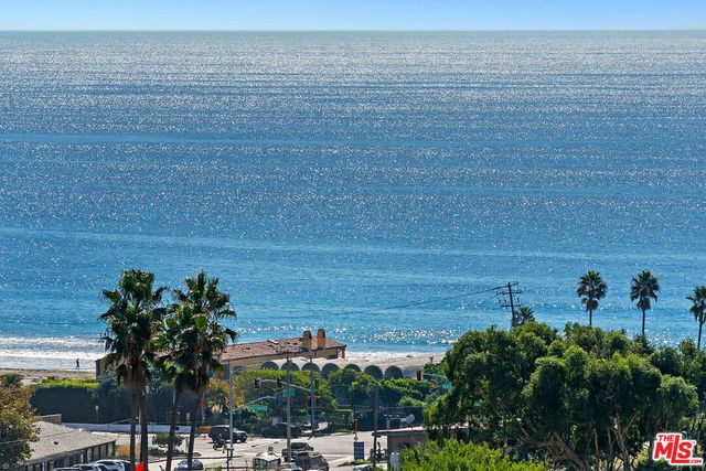 6240 Tapia Drive D, Malibu, CA 90265