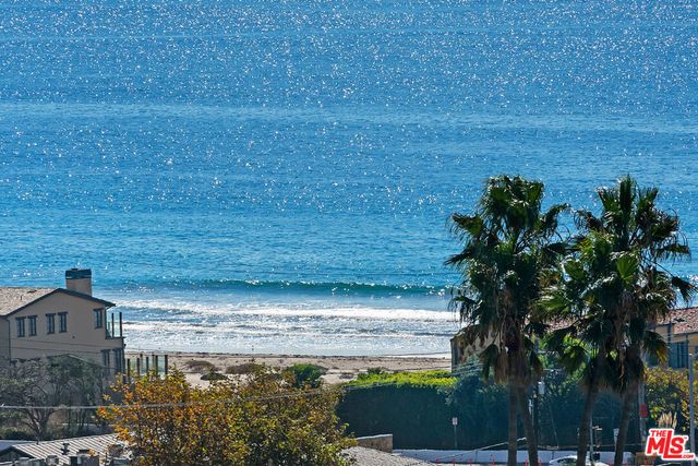 6240 Tapia Drive D, Malibu, CA 90265