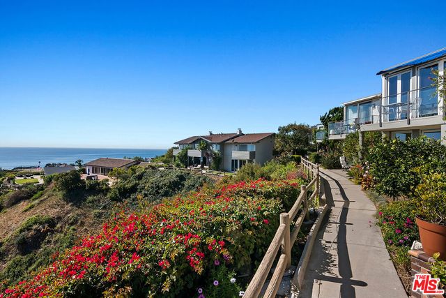 6240 Tapia Drive D, Malibu, CA 90265
