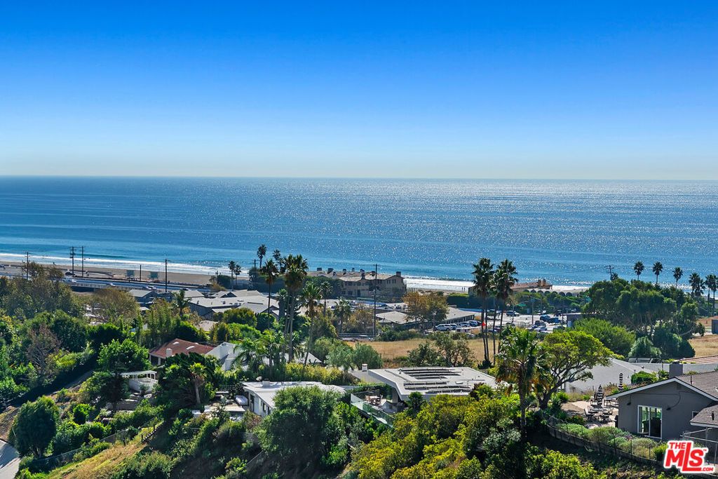 6240 Tapia Drive D, Malibu, CA 90265