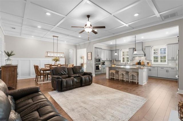 283 London Road, Ball Ground, GA 30107