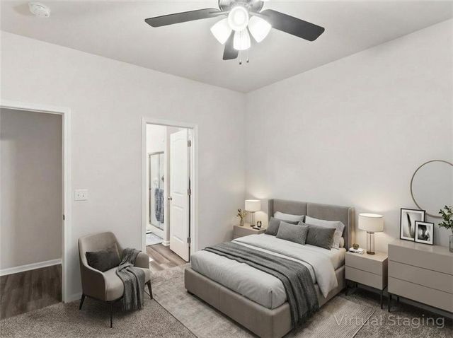 2104 Crestview Place, Raymore, MO 64083