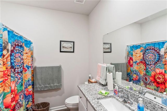 2104 Crestview Place, Raymore, MO 64083