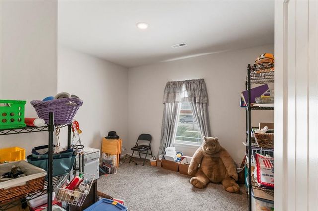 2104 Crestview Place, Raymore, MO 64083