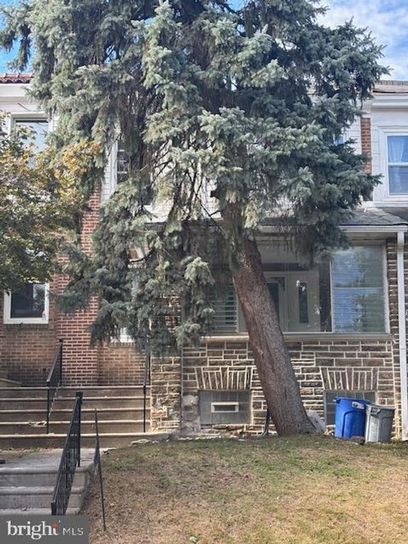 429 E MONTANA ST, Philadelphia, PA 19119