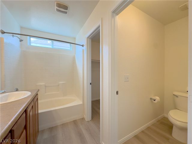 6952 Graceful Cloud Avenue, Henderson, NV 89011