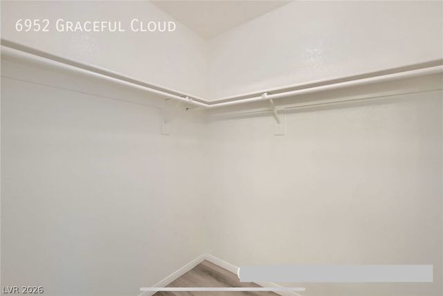 6952 Graceful Cloud Avenue, Henderson, NV 89011