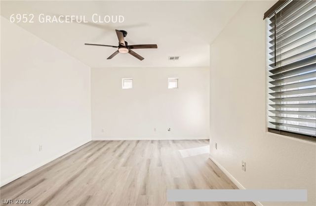 6952 Graceful Cloud Avenue, Henderson, NV 89011