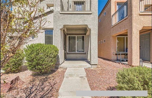 6952 Graceful Cloud Avenue, Henderson, NV 89011