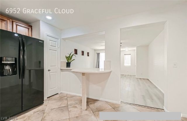 6952 Graceful Cloud Avenue, Henderson, NV 89011