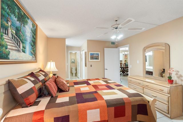 13000 SW 15th Court 311u, Pembroke Pines, FL 33027