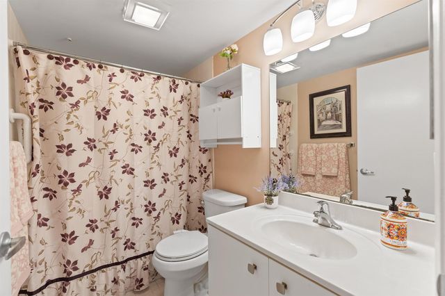 13000 SW 15th Court 311u, Pembroke Pines, FL 33027