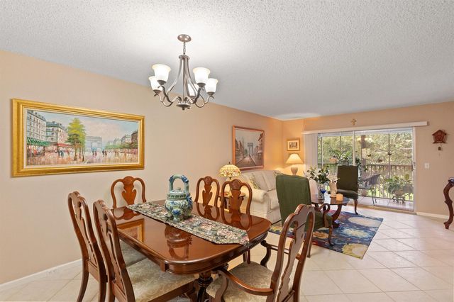 13000 SW 15th Court 311u, Pembroke Pines, FL 33027
