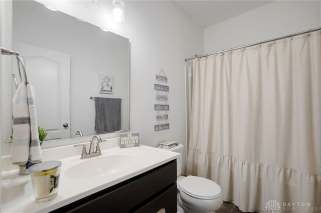 416 Summerlyn Farms Court, Lebanon, OH 45036