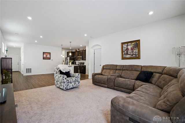 416 Summerlyn Farms Court, Lebanon, OH 45036