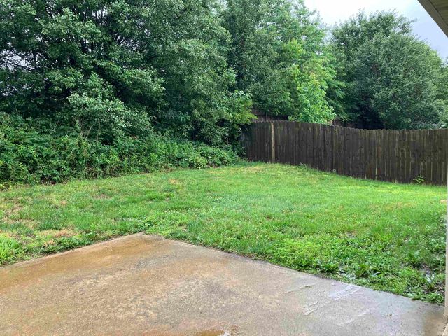 7872 Sandalwood Drive, Newburgh, IN 47630
