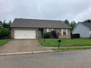7872 Sandalwood Drive, Newburgh, IN 47630